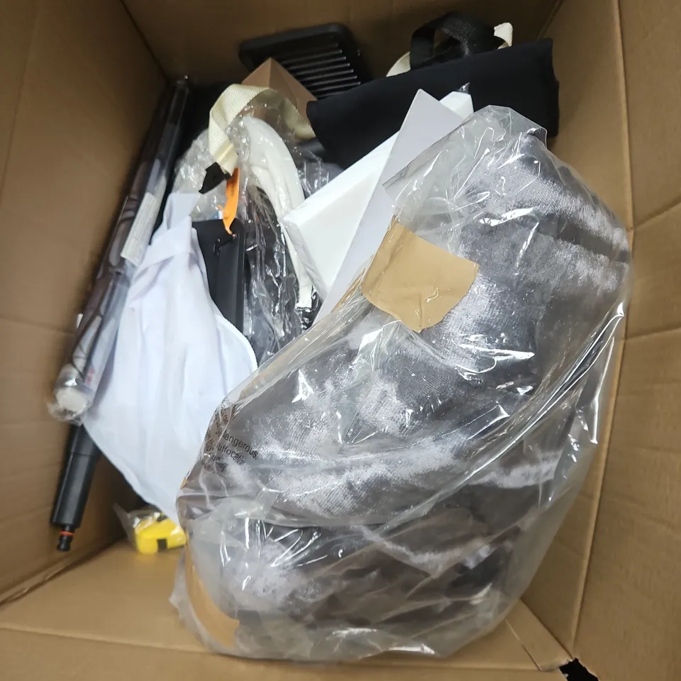 BOX OF APPROXIMATELY 12 ASSORTED HOUSEHOLD ITEMS TO INCLUDE - SLAZENGER SWIMMING CAP - SIZZIX 3D EMBOSSING FOLDER - HEAVY DUTY TABLECLOTH - ETC