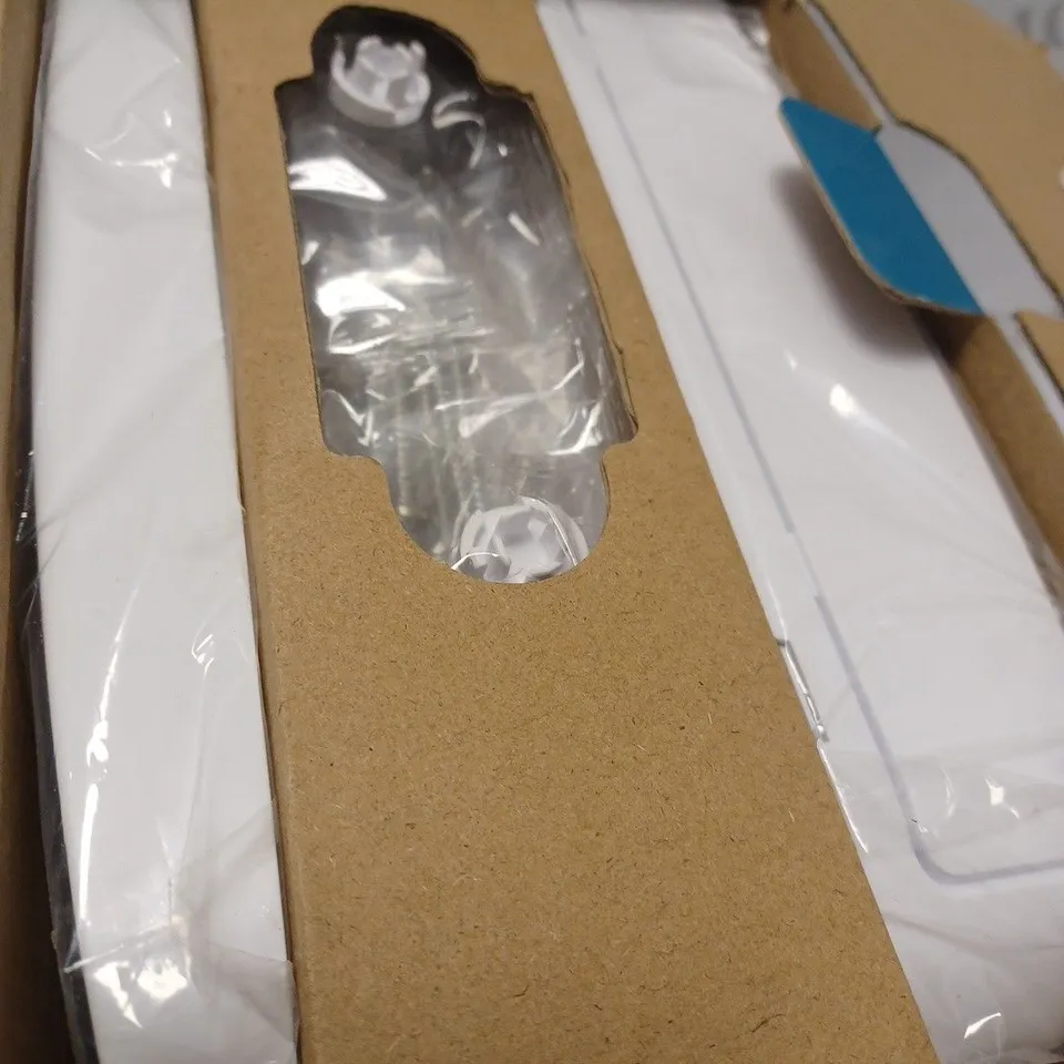 BOXED SUREFLAP MICROCHIP CAT FLAP 
