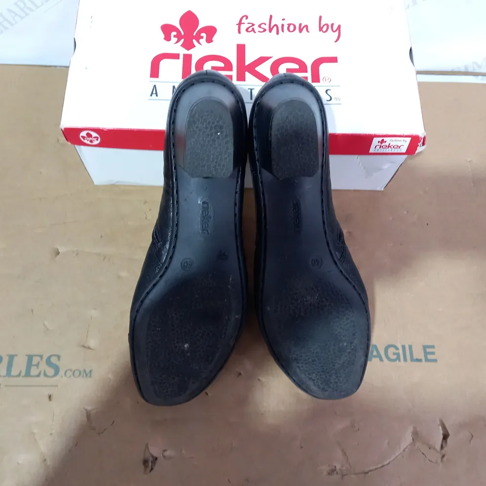 BOXED PAIR OF RIEKER SHOES - SIZE 40