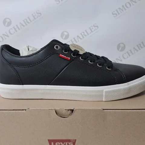 BOXED PAIR OF LEVI WOODWARD BLACK TRAINERS - SIZE 8