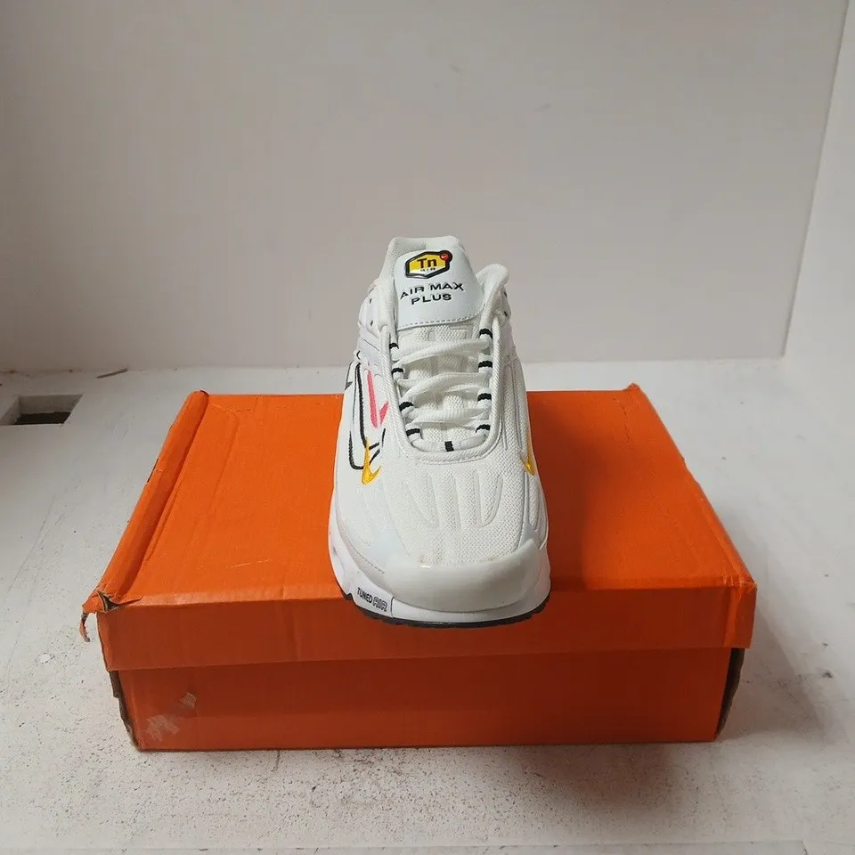 NIKE TUNED AIR MAX PLUS UK 7 WHITE