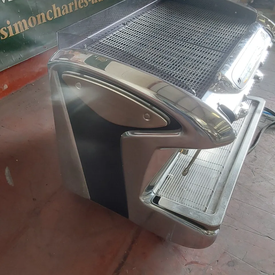 FAEMA EMBLEMA 2 GROUP COMMERCIAL COFFEE ESPRESSO MACHINE 