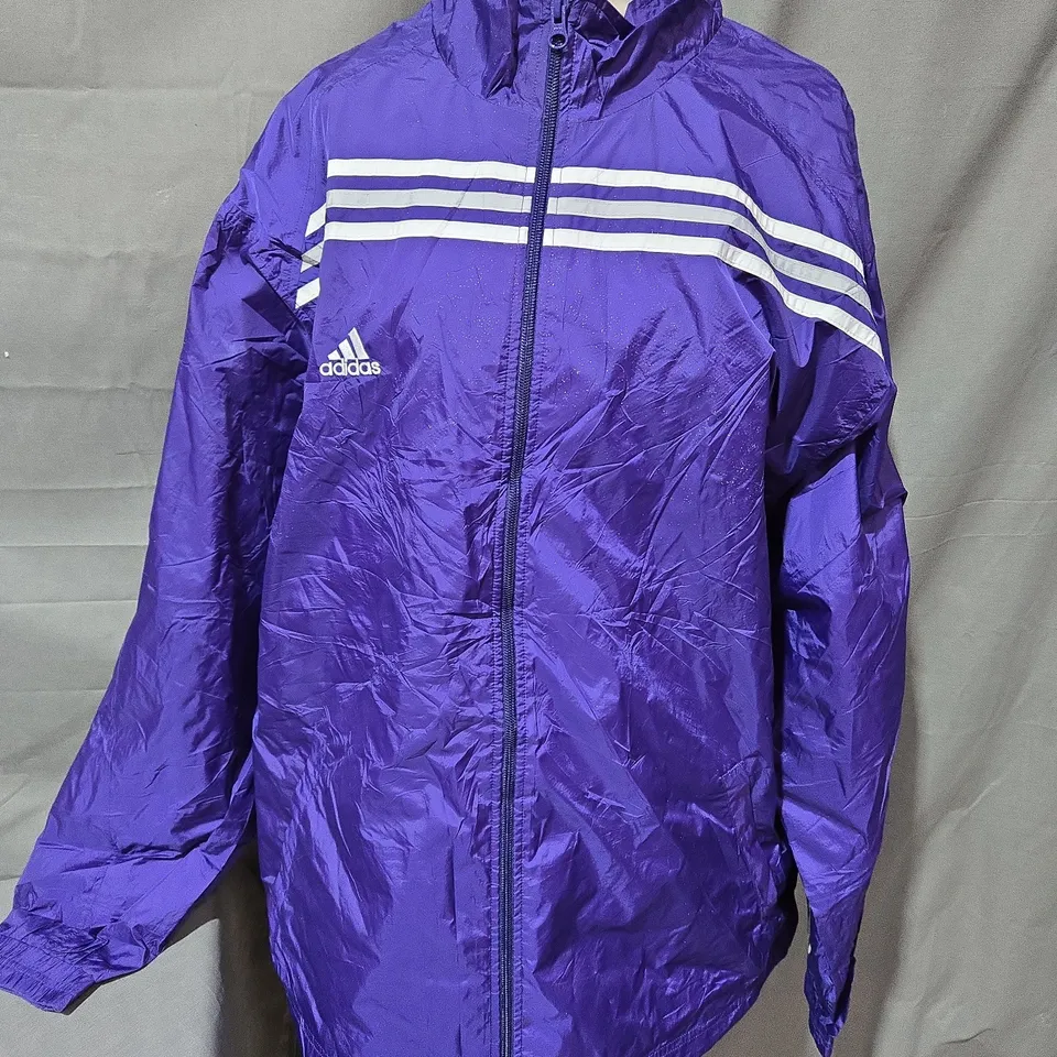 ADIDAS WINDBREAKER JACKET IN PURPLE 3 STRIPE SIZE XL