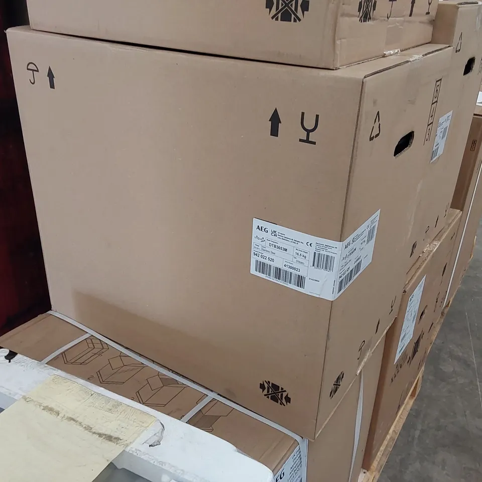 AEG BUILT-IN 60CM CURVED GLASS HOOD DTB3653M STAINLESS STEEL