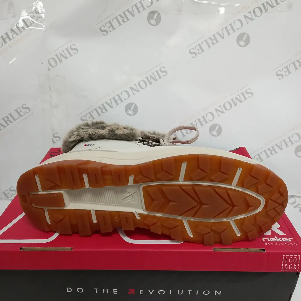 BOXED RIEKER REVOLUTION HIKER BOOTS, OFF WHITE - SIZE 8