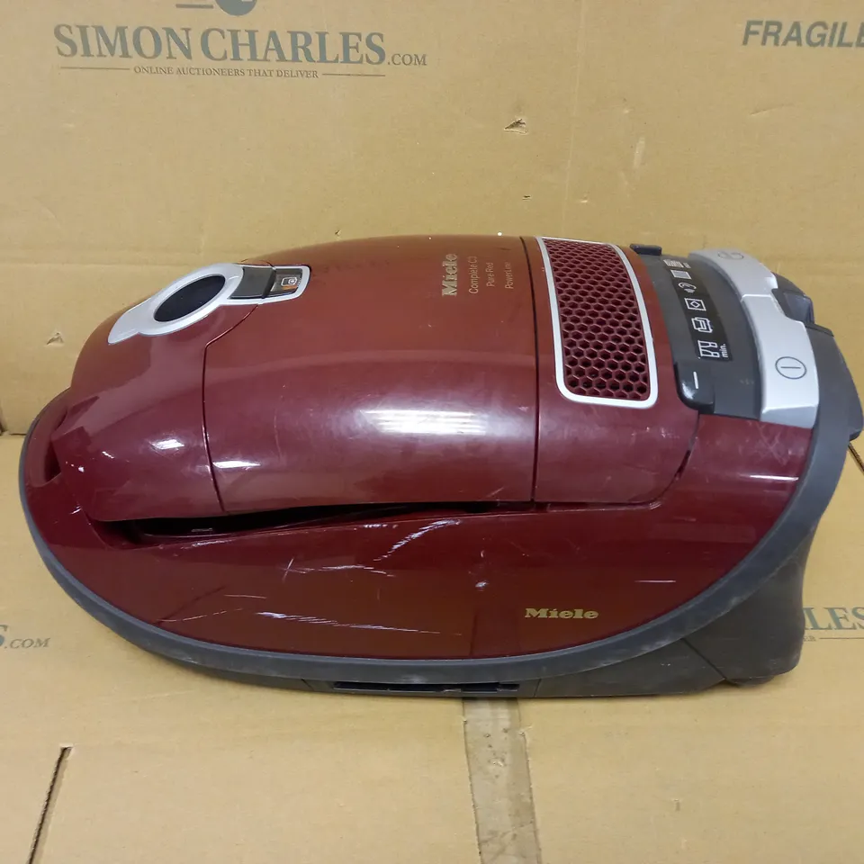 MIELE SGDF3 VACCUM - BODY ONLY