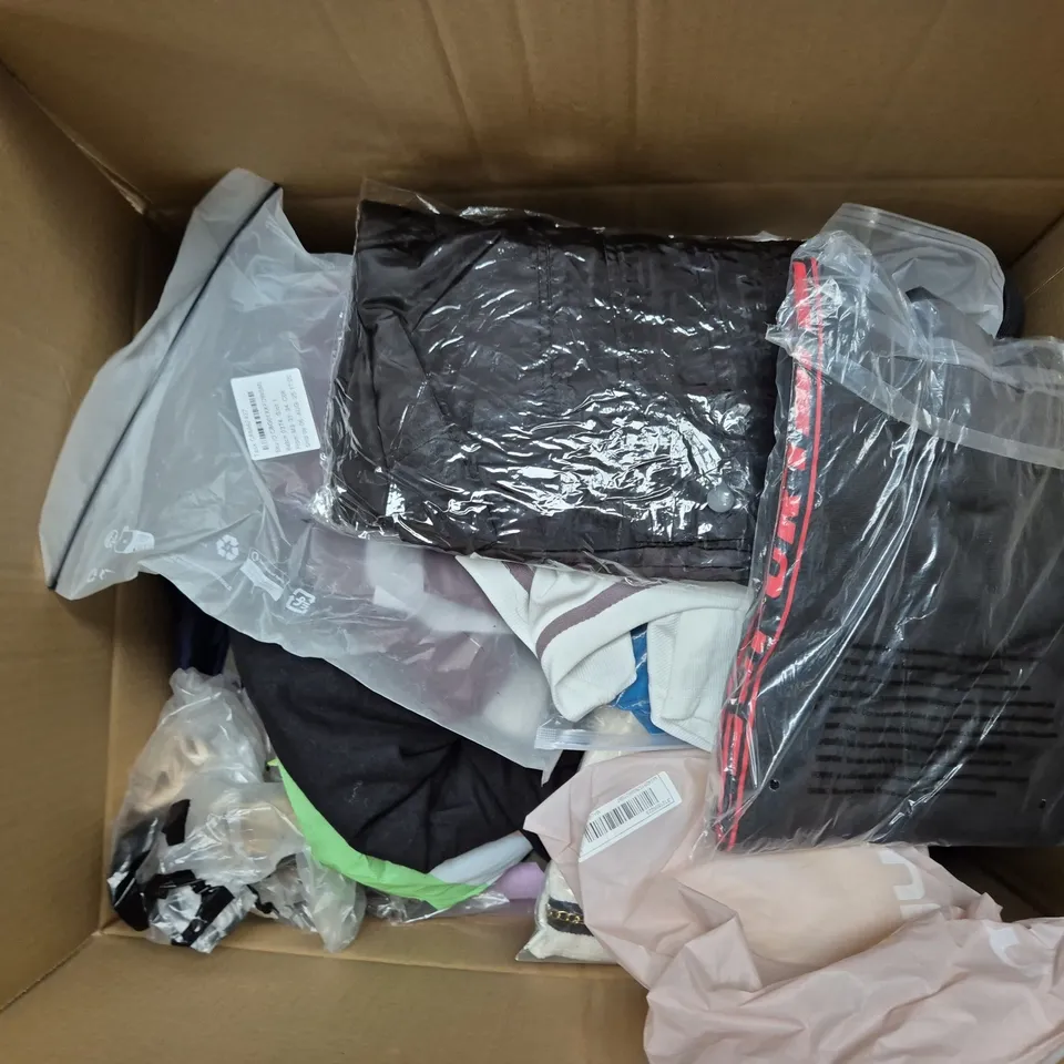 APPROXIMATELY 40 ASSORTED CLOTHING ITEMS IN VARIOUS SIZES, STYLES & COLOURS TO INCLUDE BRAS, TOPS, JACKETS, ETC - COLLECTION ONLY