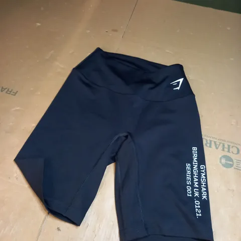 BLACK GYMSHARK SHORTS SIZE S
