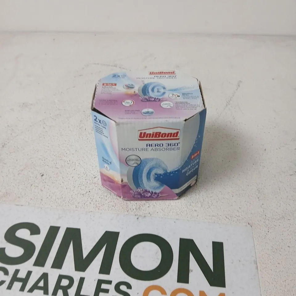 APPROXIMATELY 15 ASSORTED HOUSEHOLD ITEMS INCLUDING COOL PACKS , USB CABLE AND UNIBOND RERO 360 MOISTURE ABSORBER