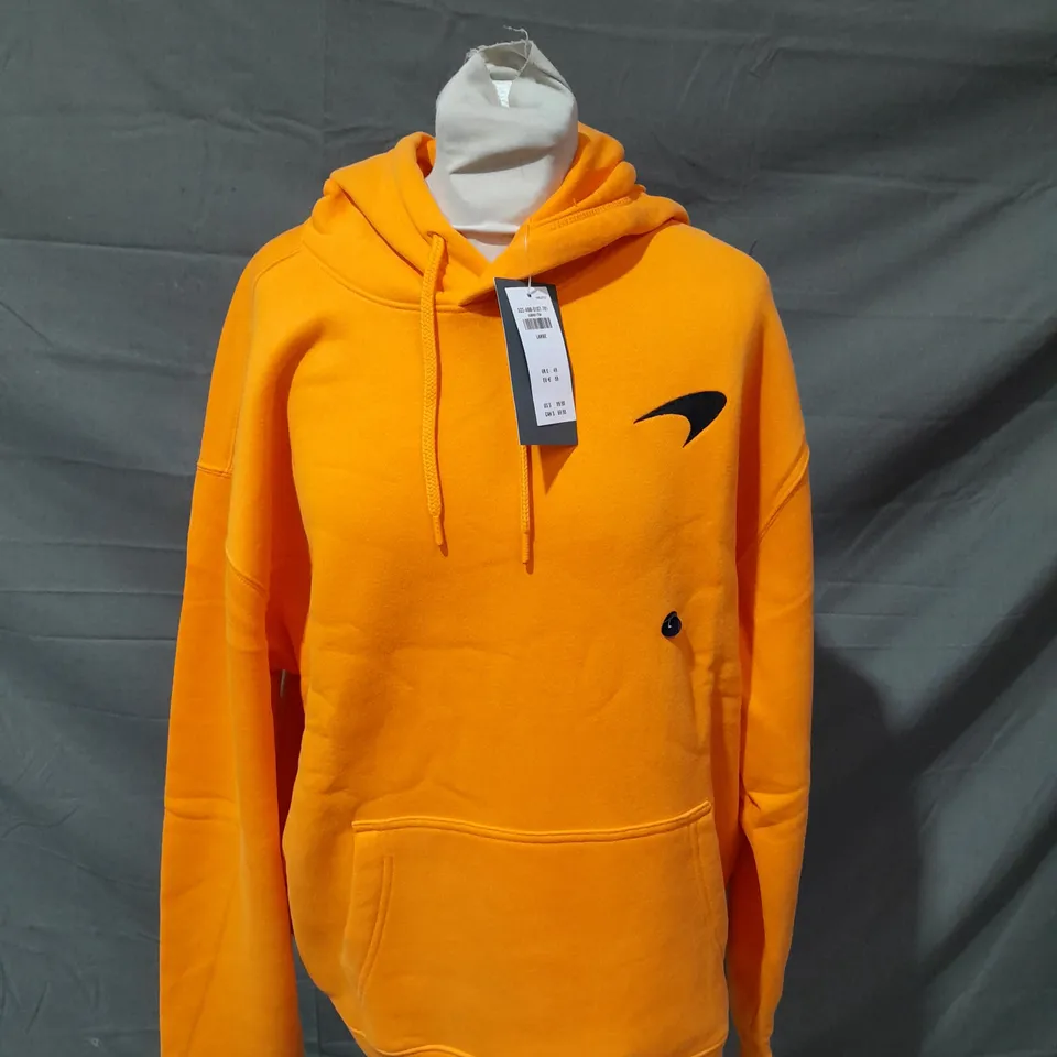 HOLLISTER MCLAREN FORMULA 1 TEAM ORANGE HOODIE - LARGE