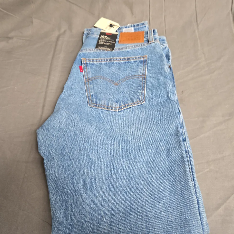 LEVIS STRAUSS MIDDY STRAIGHT DENIM JEANS SIZE W31 X L31