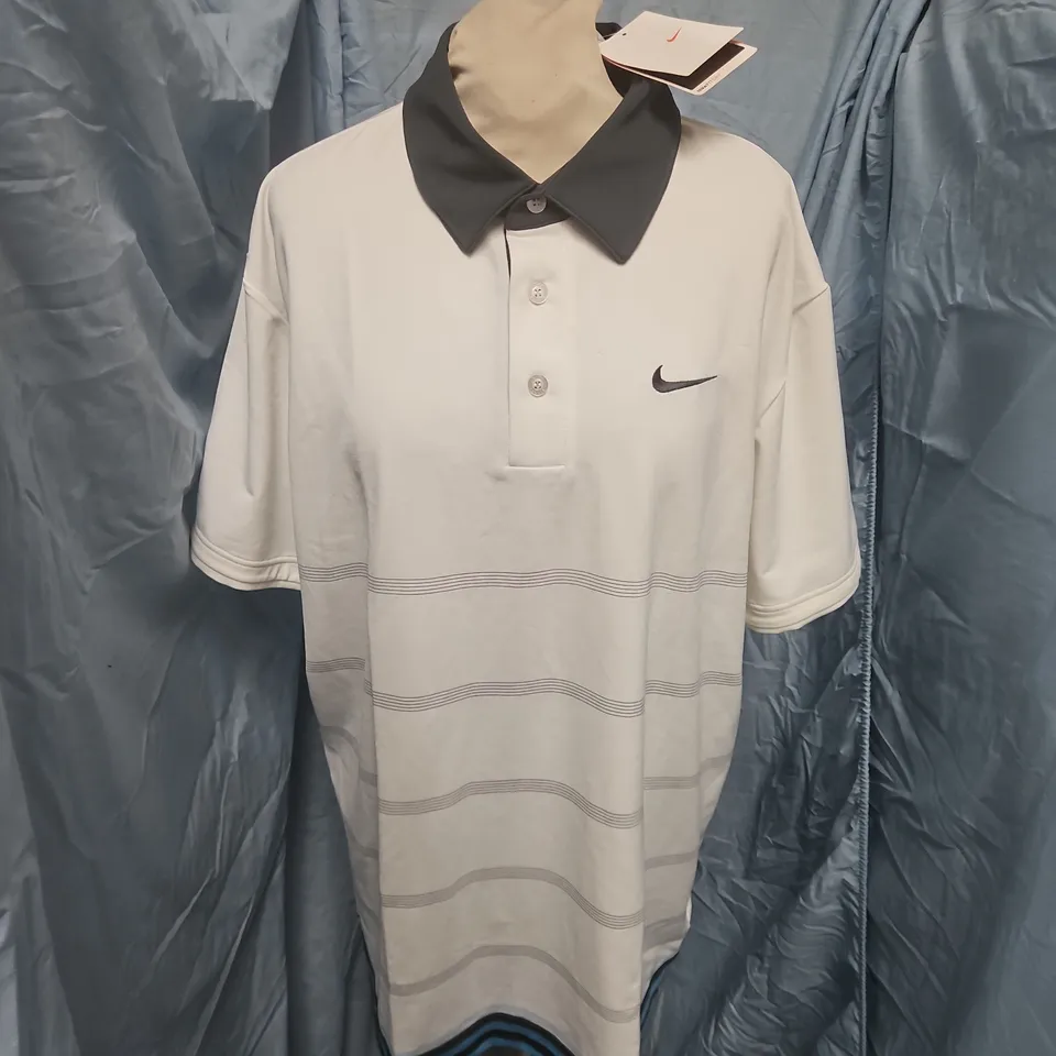 NIKE FIT-DRY TENNIS POLO SHIRT IN WHITE STRIPE - XL