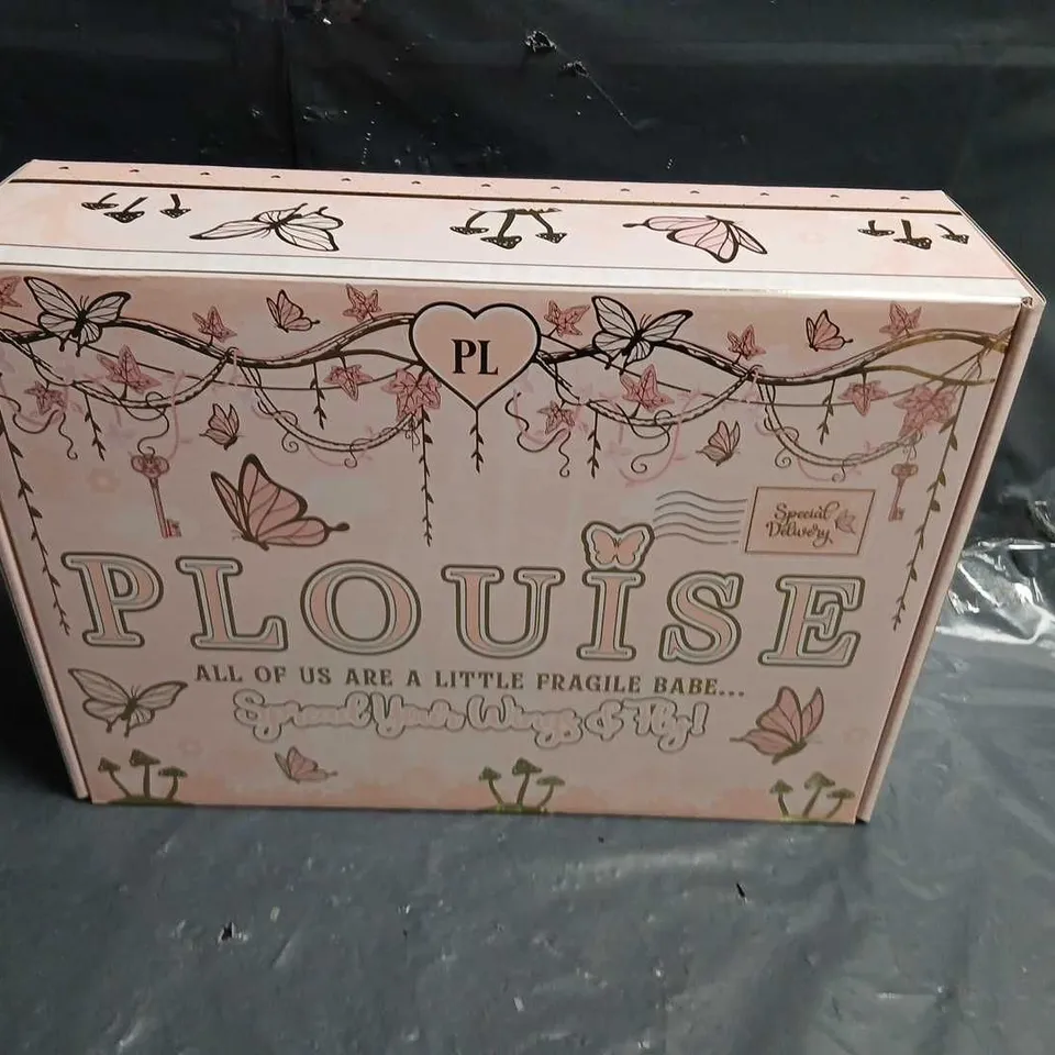 BOXED PLOUISE ALL OF US ARE A LITTLE FRAGILE BABE.... SPREAD YOUR WINGS AND FLY MYSTERY BUNDLE