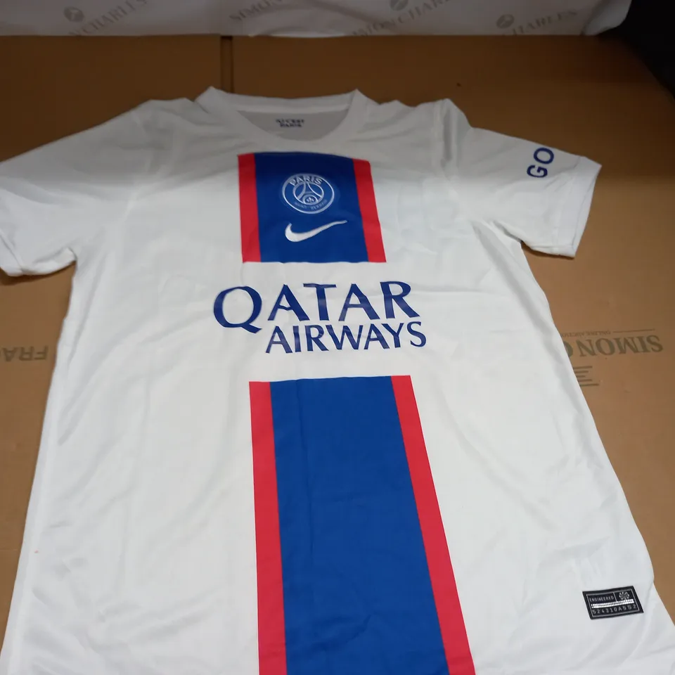PARIS SAINT GERMAIN FOOTBALL SHIRT - S