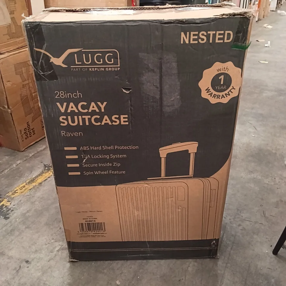 BOXED KEPLIN LUGG 28 INCH VACAY SUITCASE RAVEN COLOUR 