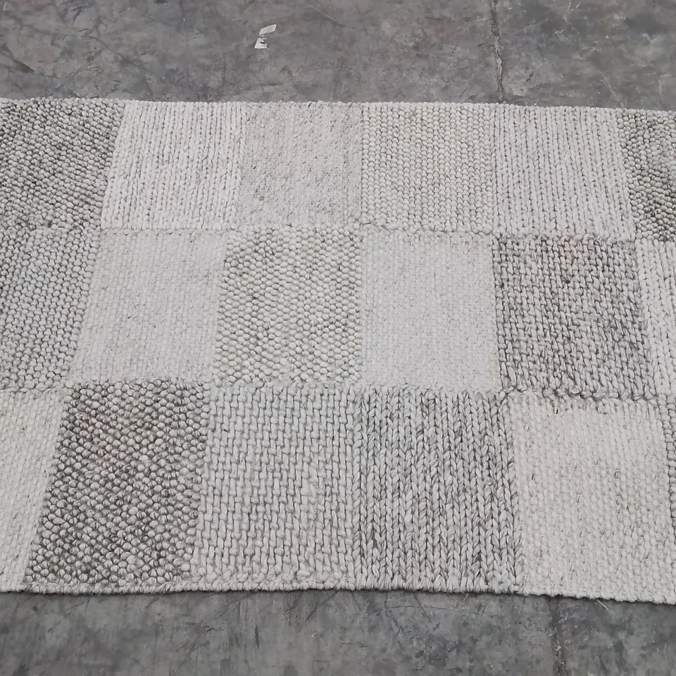 QUALITY DESIGNER AREA RUG - APPROXIMATELY 180CM X120CM - NATURAL 