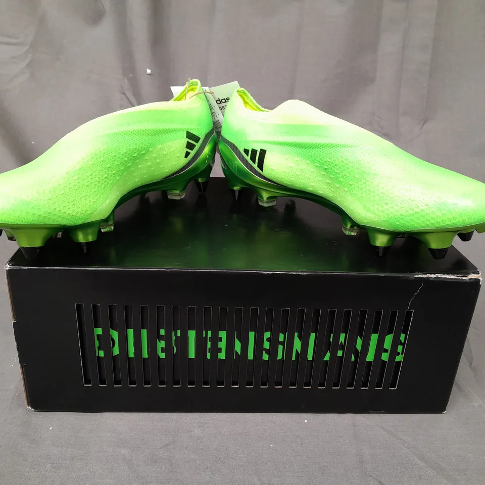 BOXED PAIR OF ADIDAS X SPEEDPORTAL FOOTBALL BOOTS IN GREEN UK SIZE 3.5