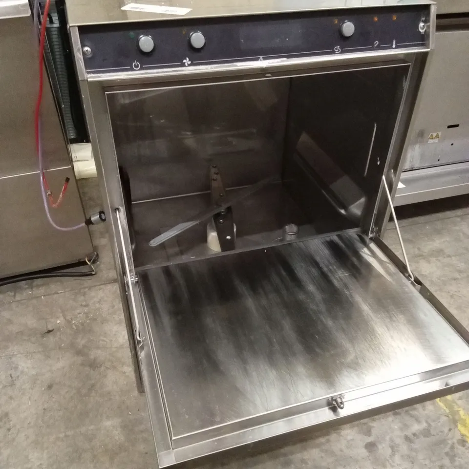 DC SERIES SD50A-ISD CABINET DISHWASHER