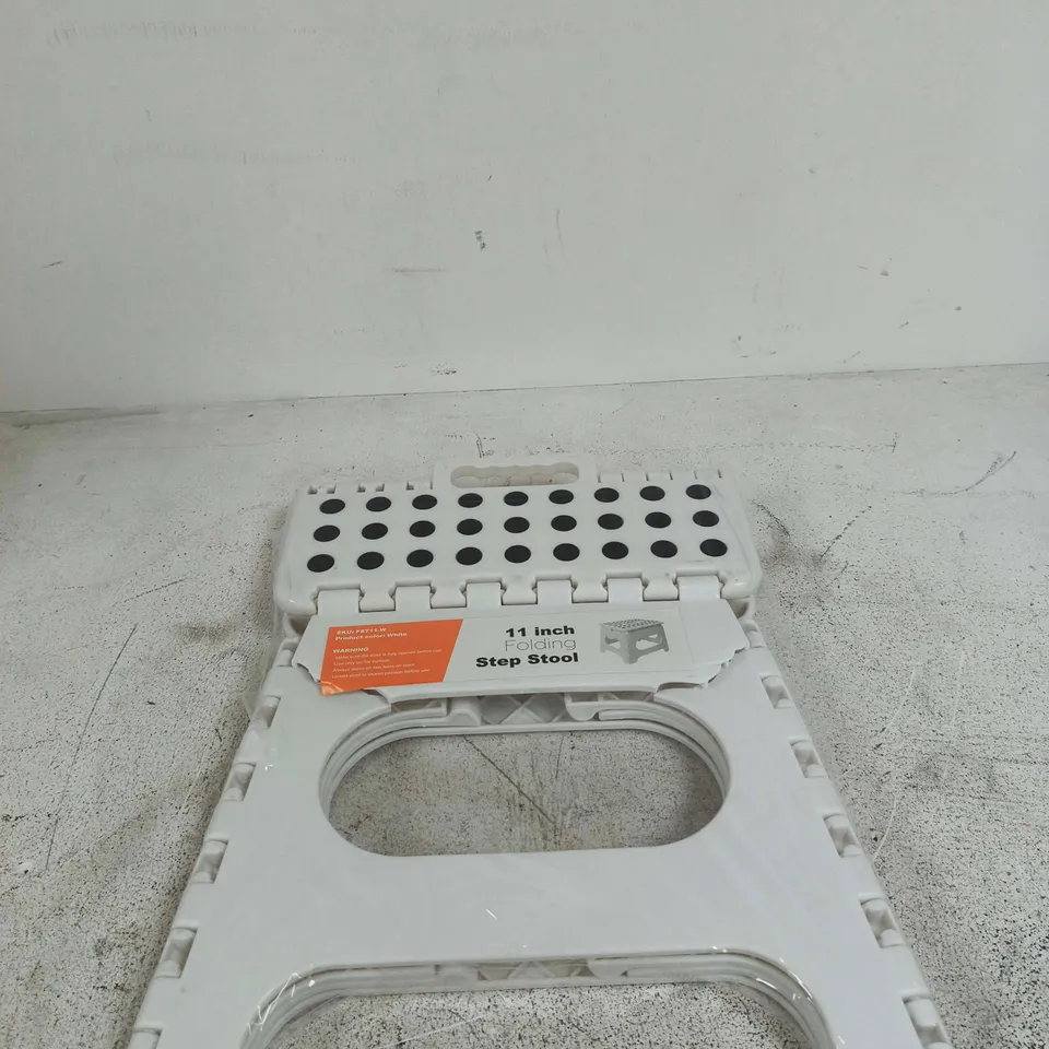 11 inch folding step stool unboxed