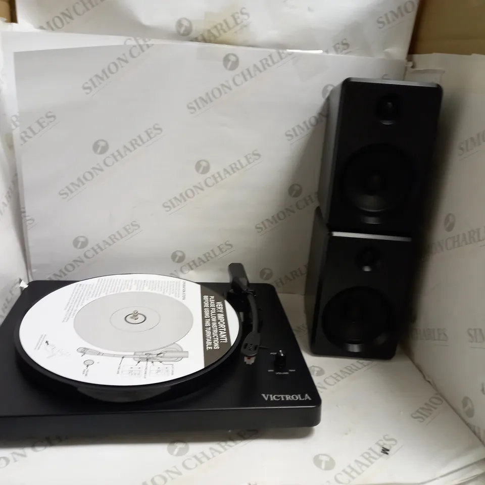 VICTROLA MODERN BLUETOOTH STEREO TURNTABLE