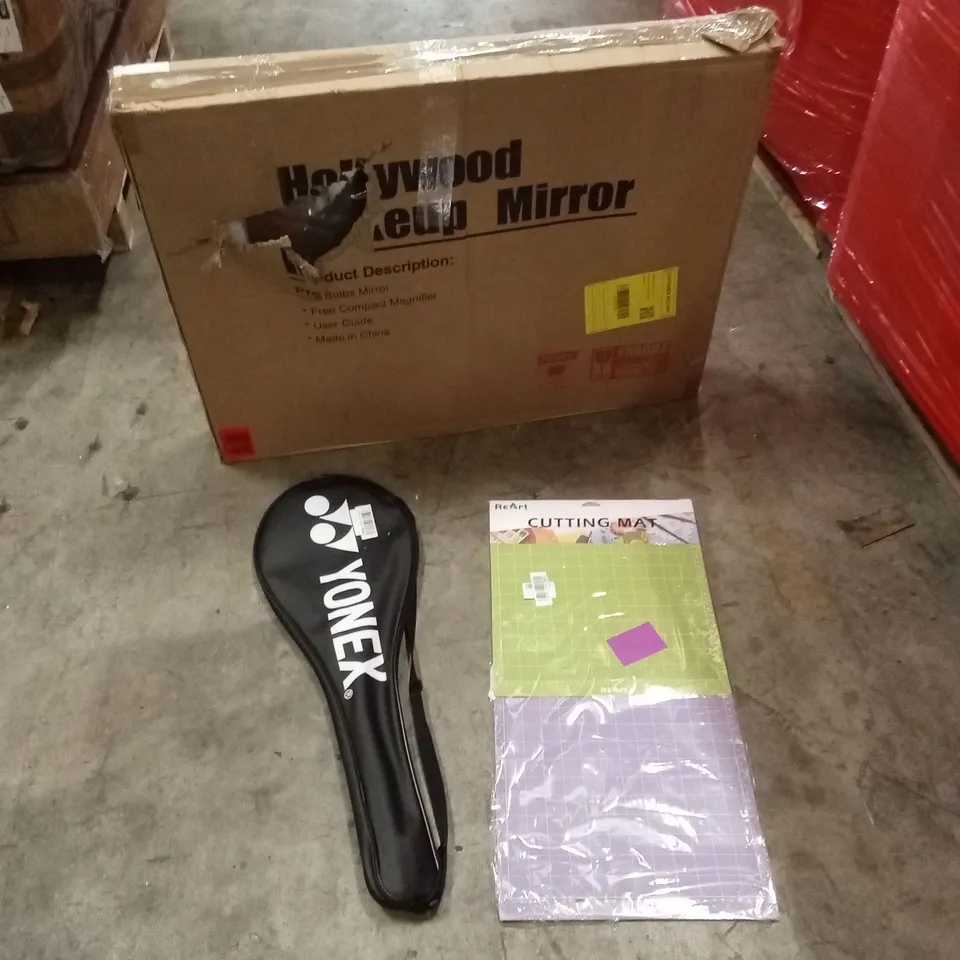 PALLET OF ASSORTED HOUSEHOLD GOODS AND PRODUCTS TO INCLUDE; HOLLYWOOD MAKEUP MIRROR, BADMINTON RACKET, CUTTING MAT ETC