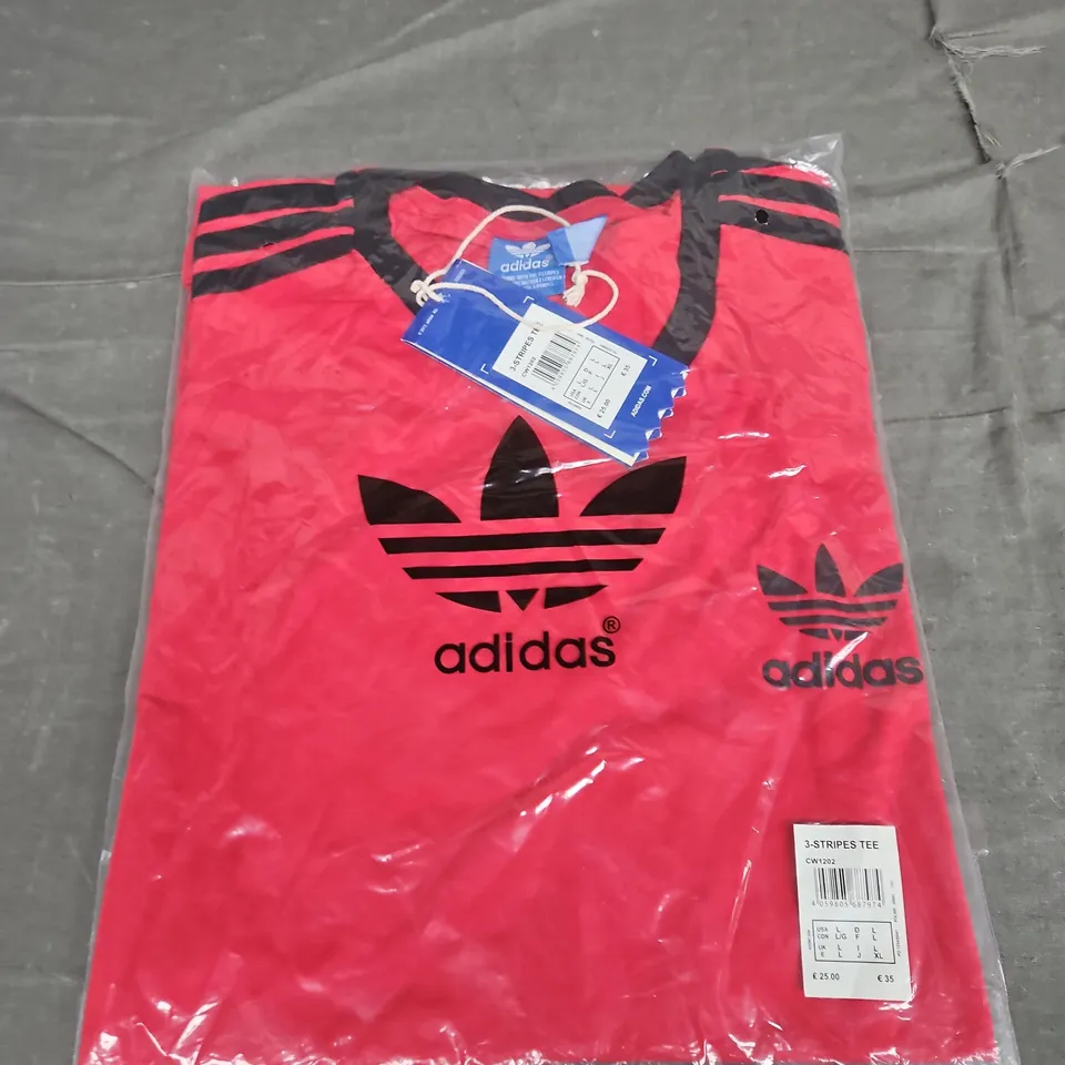 BAGGED ADIDAS ORIGINAL TEE - SIZE L