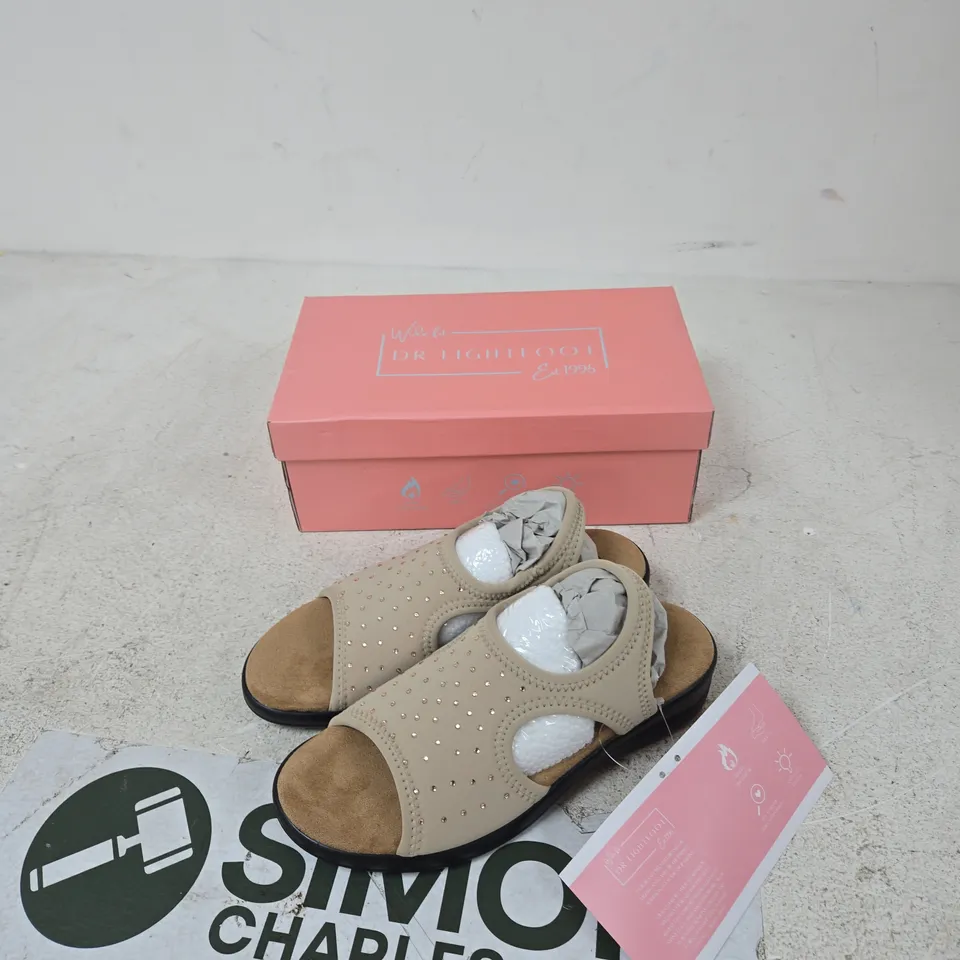 DR LIGHTFOOT JENNY SANDALS – TAUPE, UK 5