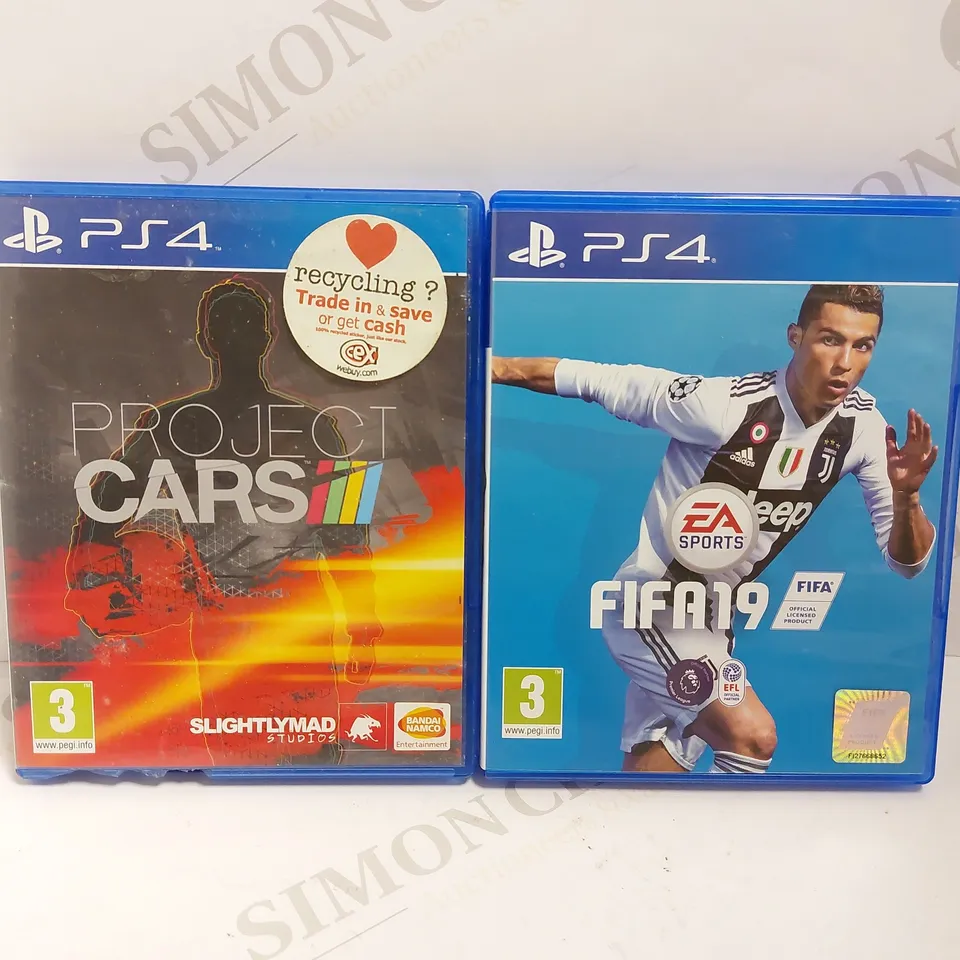 BOX OF 2 PS4 GAMES TO INCLUDE FIFA19 AND PROJECT CARS