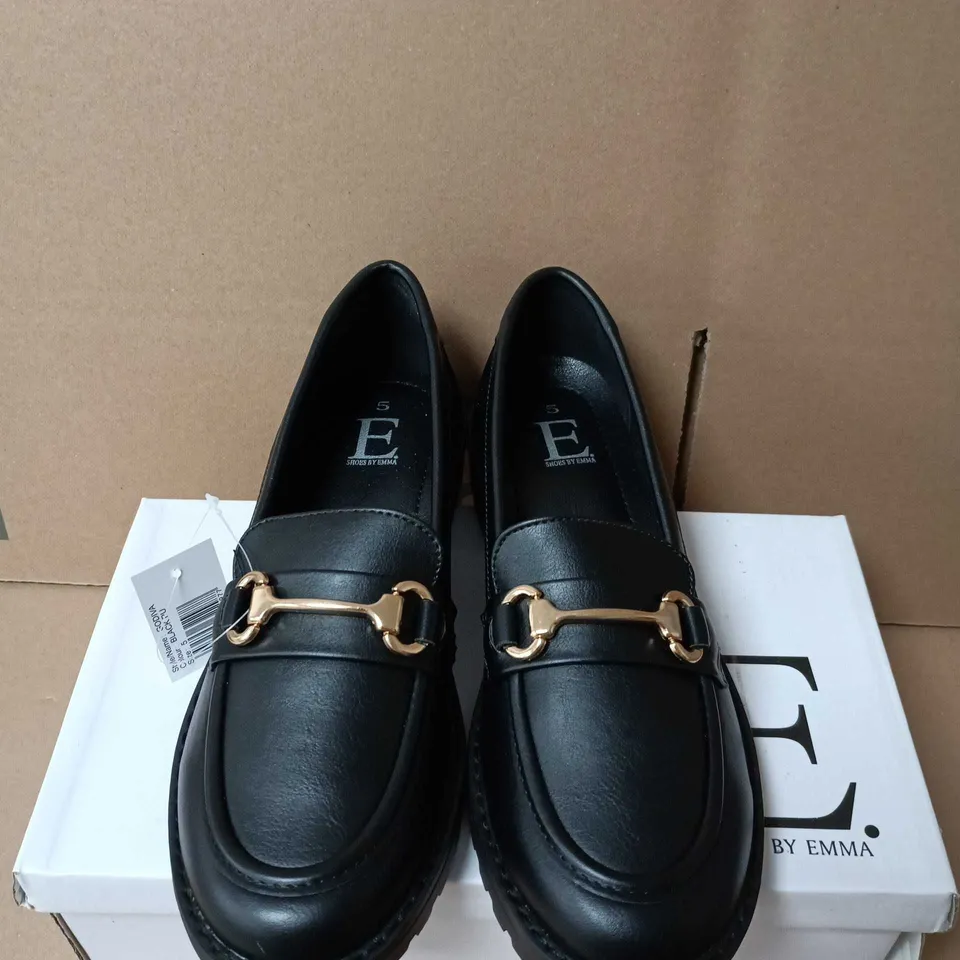 BOXED PAIR OF SHOES BY EMMA GODIVA BLACK PU LOAFERS - UK 5