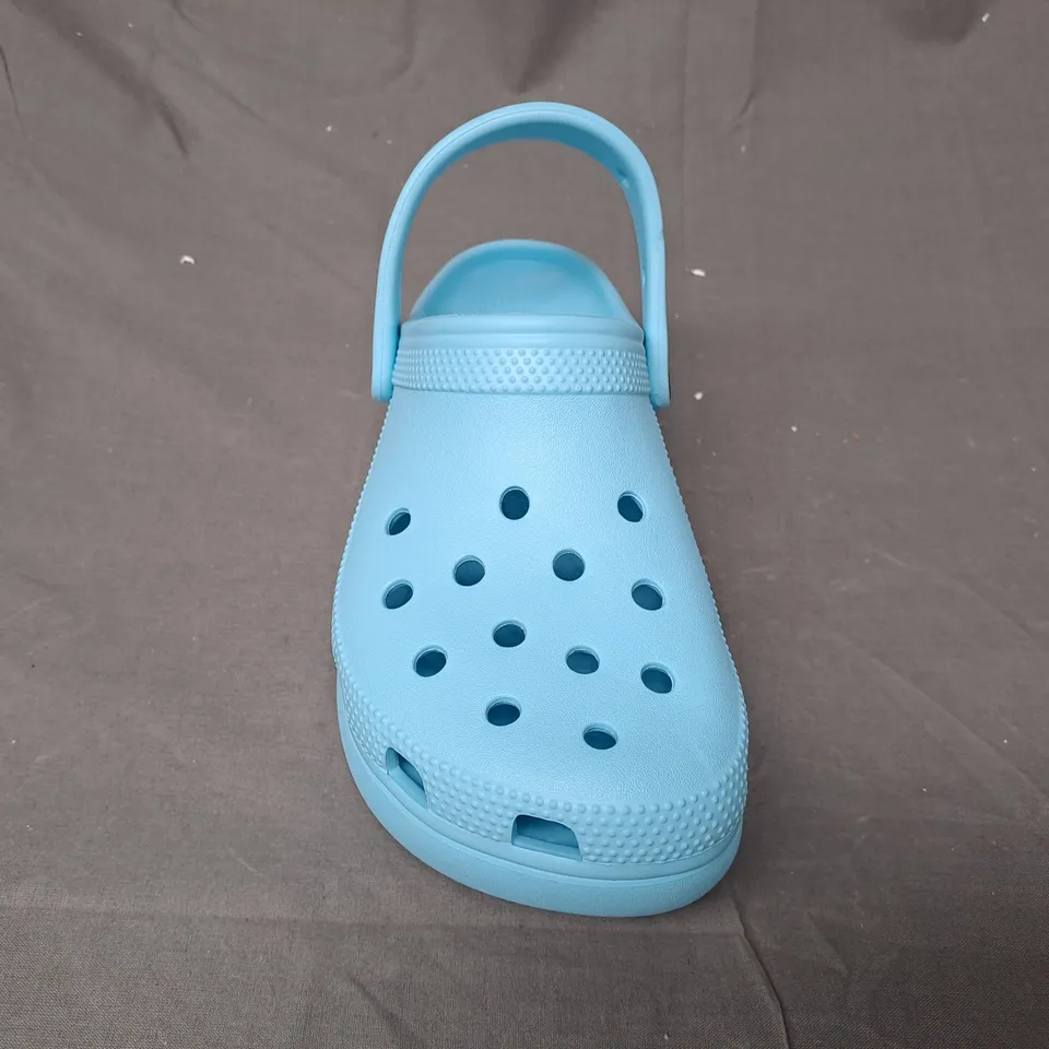 PAIR OF CROCS CLASSIC PLATFORM CLOGS IN LIGHT BLUE UK SIZE 5