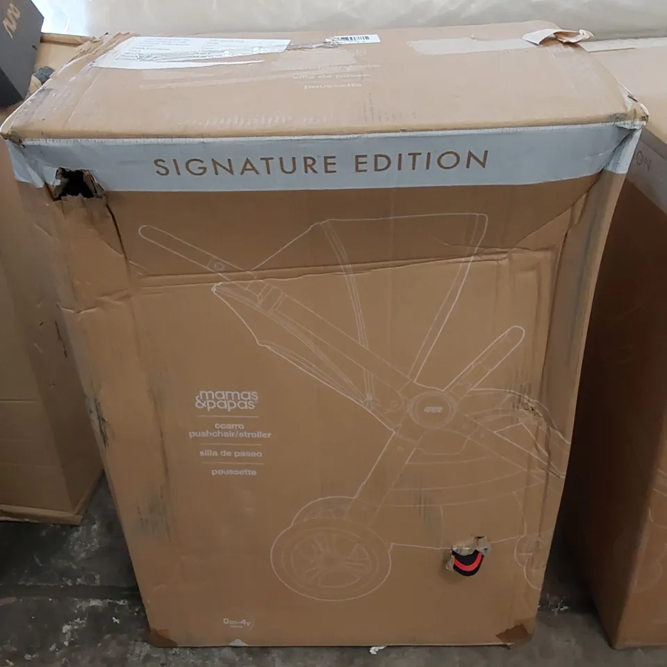 BOXED MAMAS & PAPAS SIGNATURE EDITION OCARRO PUSHCHAIR/STROLLER - CARBON 