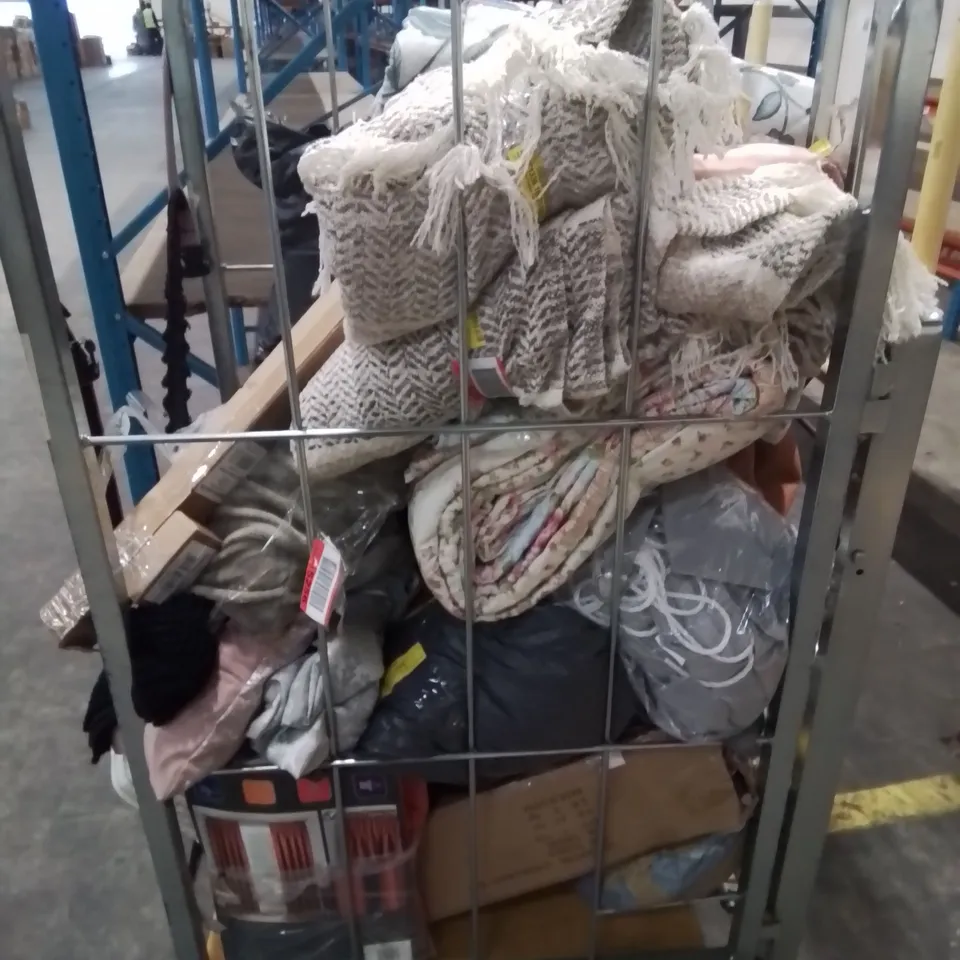 CAGE CONTAINING VARIOUS SOFT FURNISHINGS, CURTAINS, CUSHIONS ETC. 