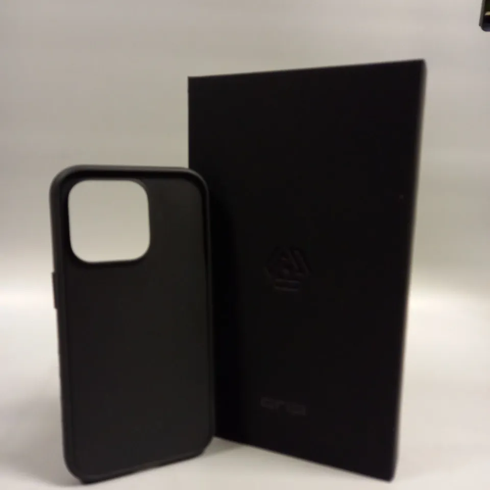 BOXED GRIP IPHONE 14 PRO PROTECTIVE CASE IN BLACK