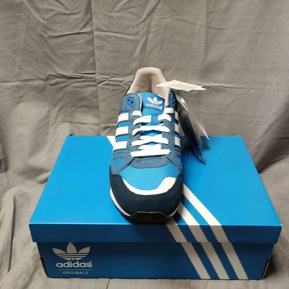 BOXED PAIR OF ADIDAS X750 MENS TRAINERS IN BLUE MULTI - UK 9.5