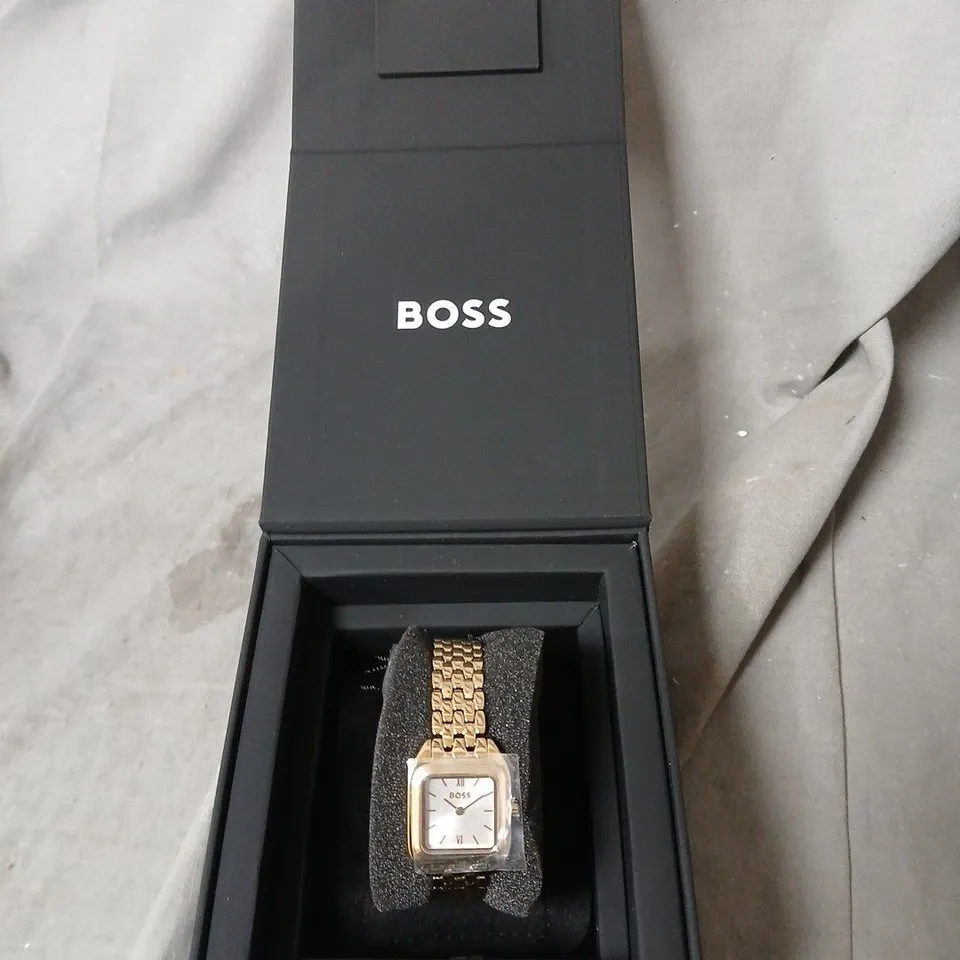 HUGO BOSS WRISTWATCH – GOLD-TONE SQUARE CASE, LINKED BRACELET, IN BLACK BOSS BOX