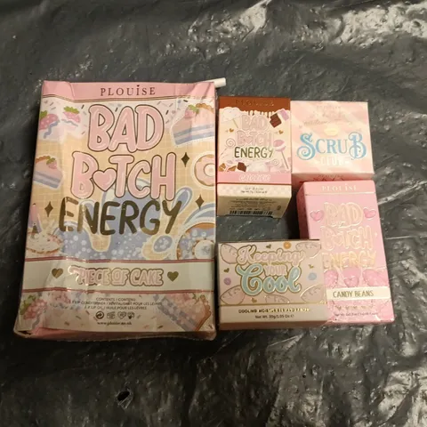 LOT OF 5 ASSORTED PLOUISE BEAUTY ITEMS TO INCLUDE LIP CARE SET AND COOLING POWDER
