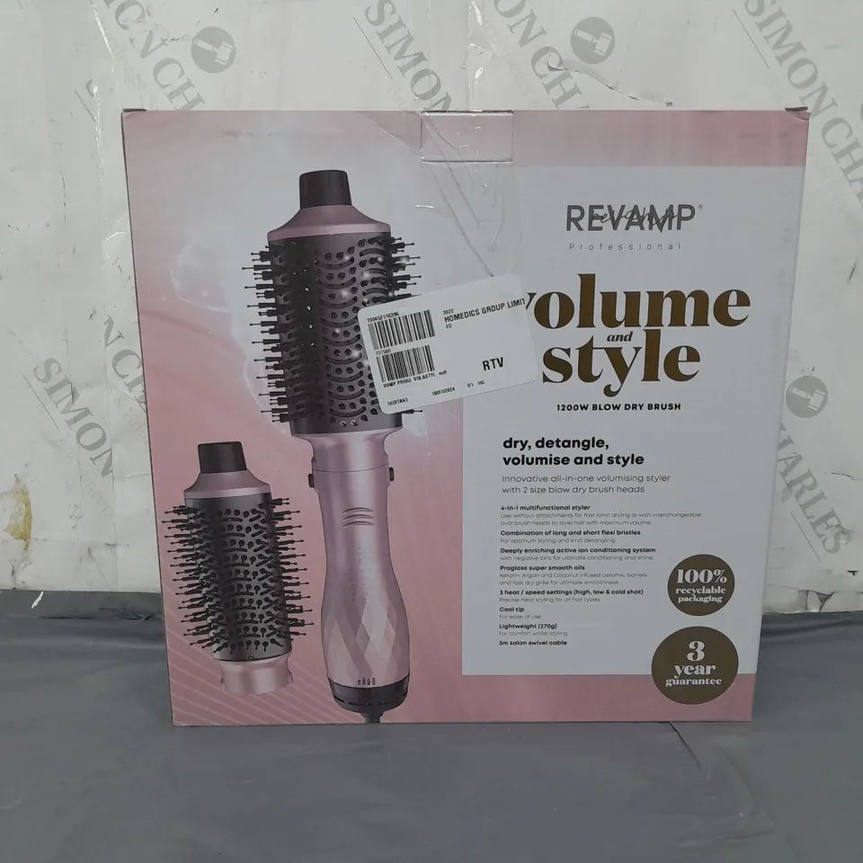 BOXED REVAMP VOLUME & STYLE 1200W BLOW DRY BRUSH