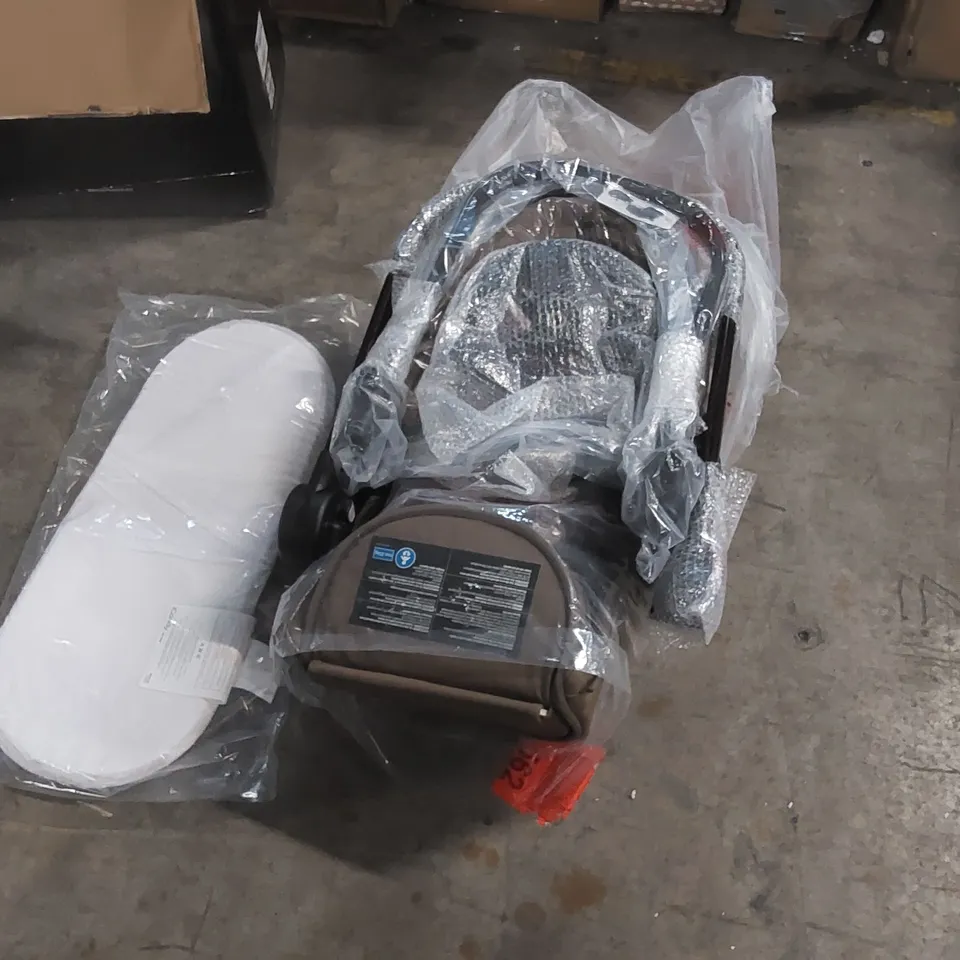 BOXED ICANDY PEACH 7 COCO PRAM