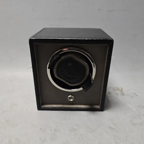 WOLF WATCH WINDER IN BLACK - M.18