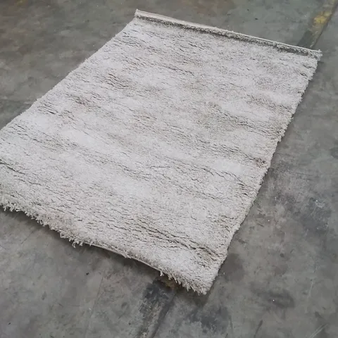 QUALITY DESIGNER AREA RUG - APPROXIMATELY 205x145cm