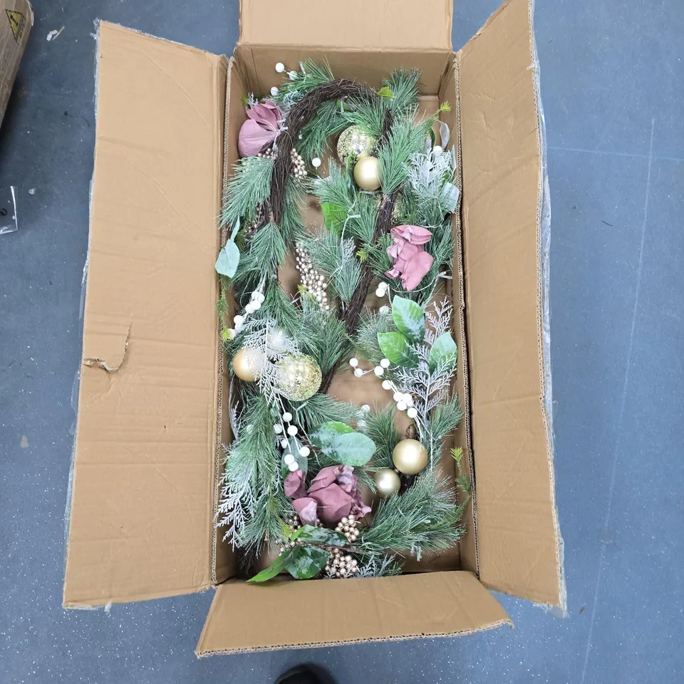 ARTIFICIAL CHRISTMAS WREATH WITH PINE, GOLD BAUBLES AND FROSTED ACCENTS – BOXED