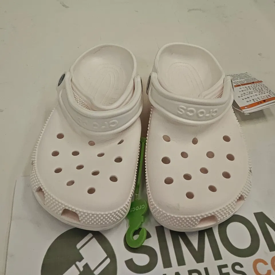 CROCS CLASSIC SANDALS – WHITE, ROOMY FIT - EURO 36-37