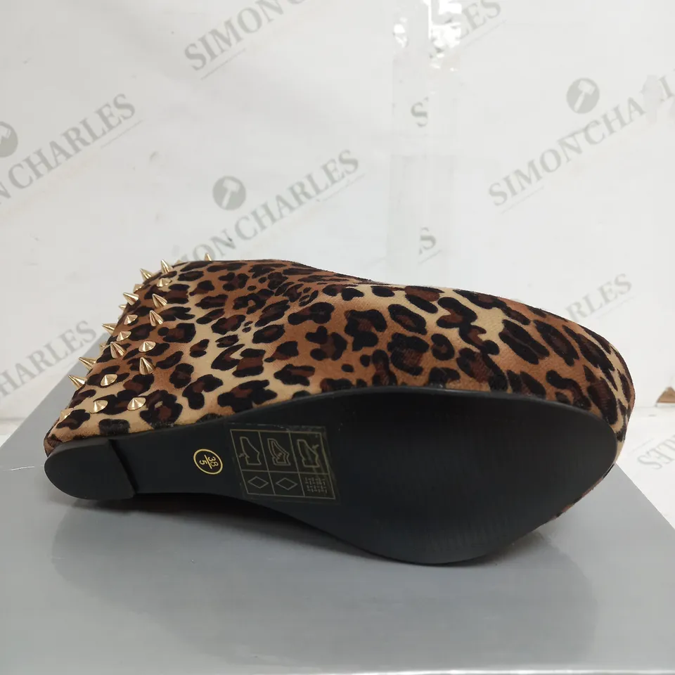 BOX OF 12 CASANDRA LEOPARD SUEDE HIGH HEELED SHOES 