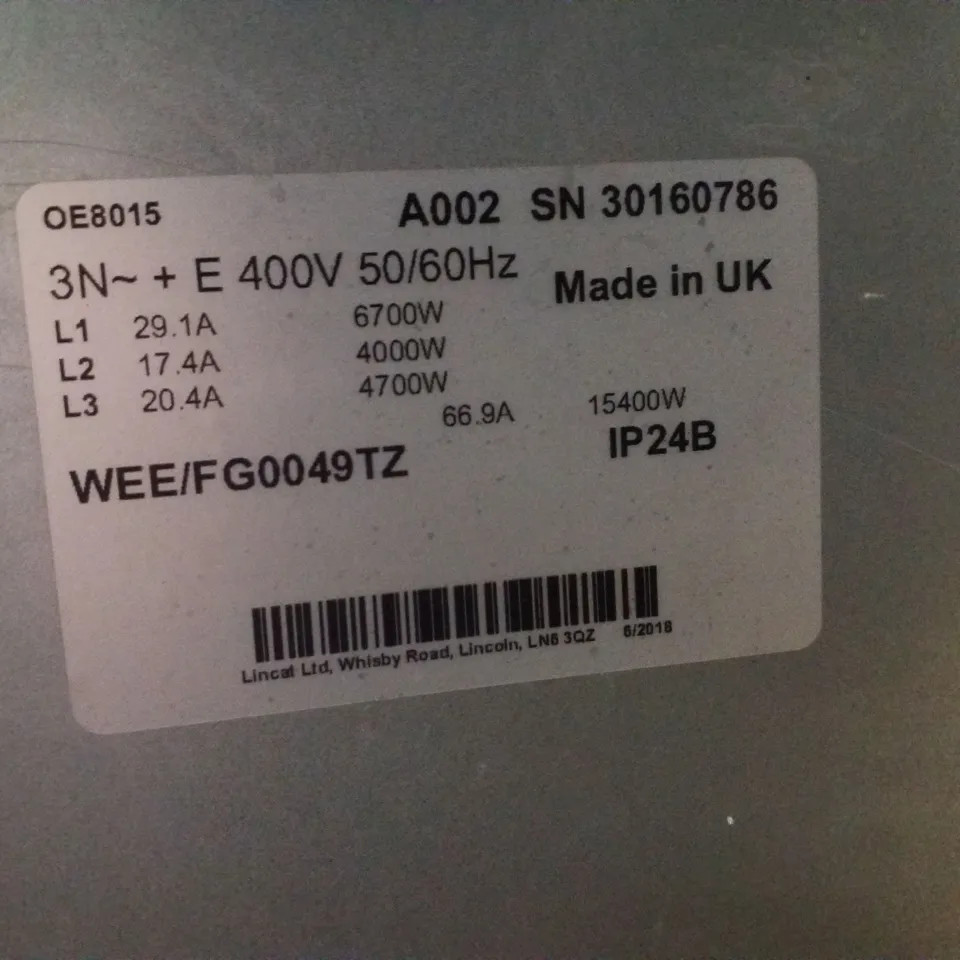 LINCAT OE8015 SOLID TOP PLATE OVEN RANGE