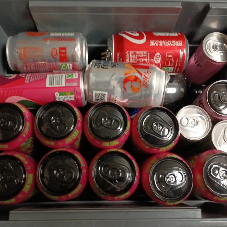 APPROXIMATELY 15 ASSORTED DRINKS TO INCLUDE PEPSI MAX, DIET COKE, FUROCITY ENERGY, ETC - COLLECTION ONLY