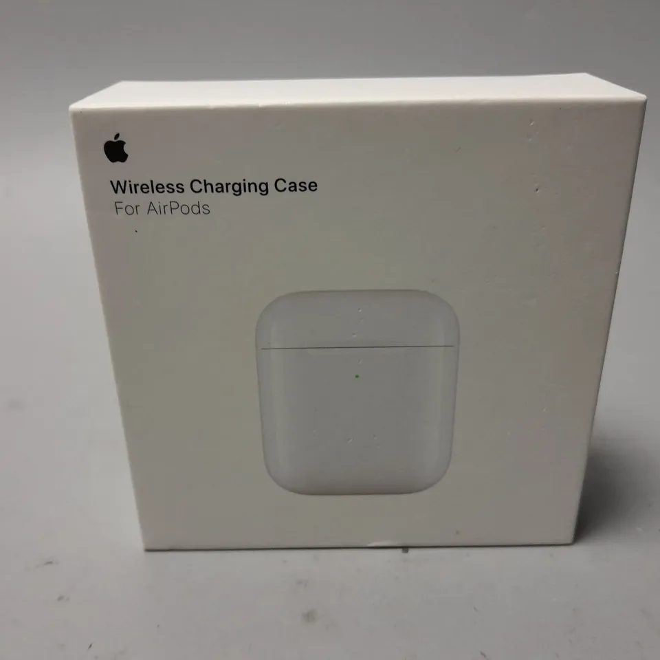BOXED APPLE WIRELESS CHARGING CASE FOR AIRPODS