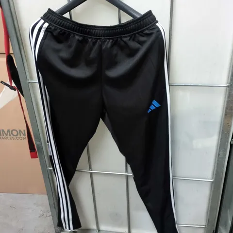 ADIDAS MEN'S TRACK PANTS - BLACK, REGULAR FIT, SIZE M