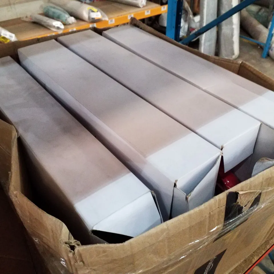 BOX CONTAINING 8 CAR CLEANING KITS