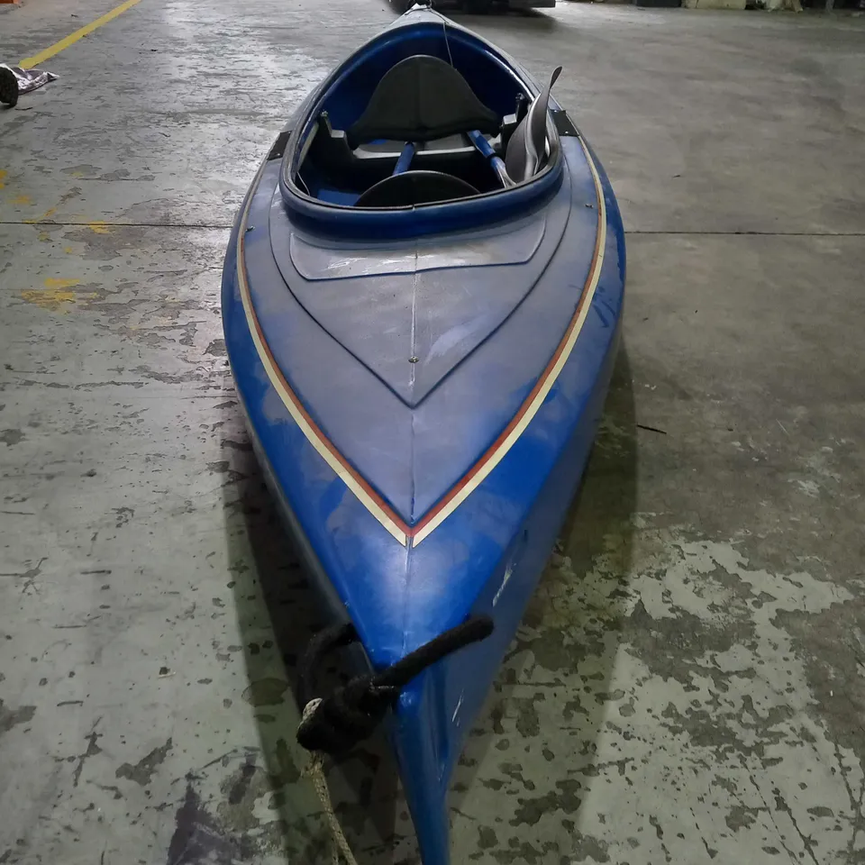 PERCEPTION KIWI 2 TWO PERSON KAYAK WITH TWO BROOKLINE PADDLES, TWO REPLACEMENT COLAPSIBLE PADDLES, PERCEPTION SPRAYDECK AND HANDIRACK INFLATABLE ROOF RACK AND HANDIPUMP PUMP