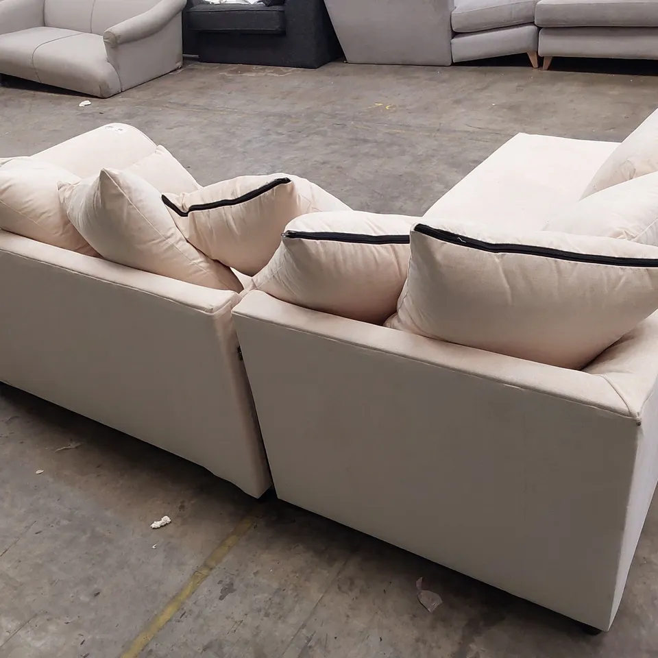 QUALITY DESIGNER SHAISE SOFA WITH SCATTER CUSHIONS BIAGE 